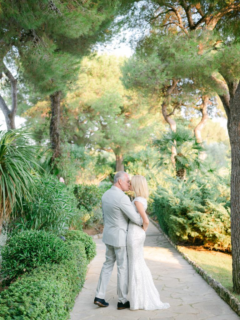 intimate wedding south of france photographer